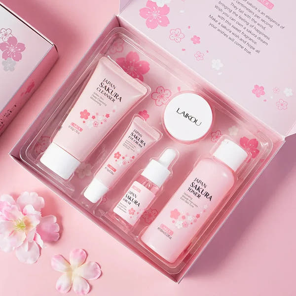Eterna Bloom Ritual - 5-Piece Sakura Skincare Colletion